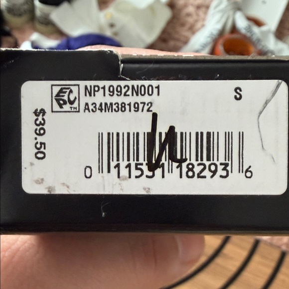 Calvin Klein - Picture 6 of 6